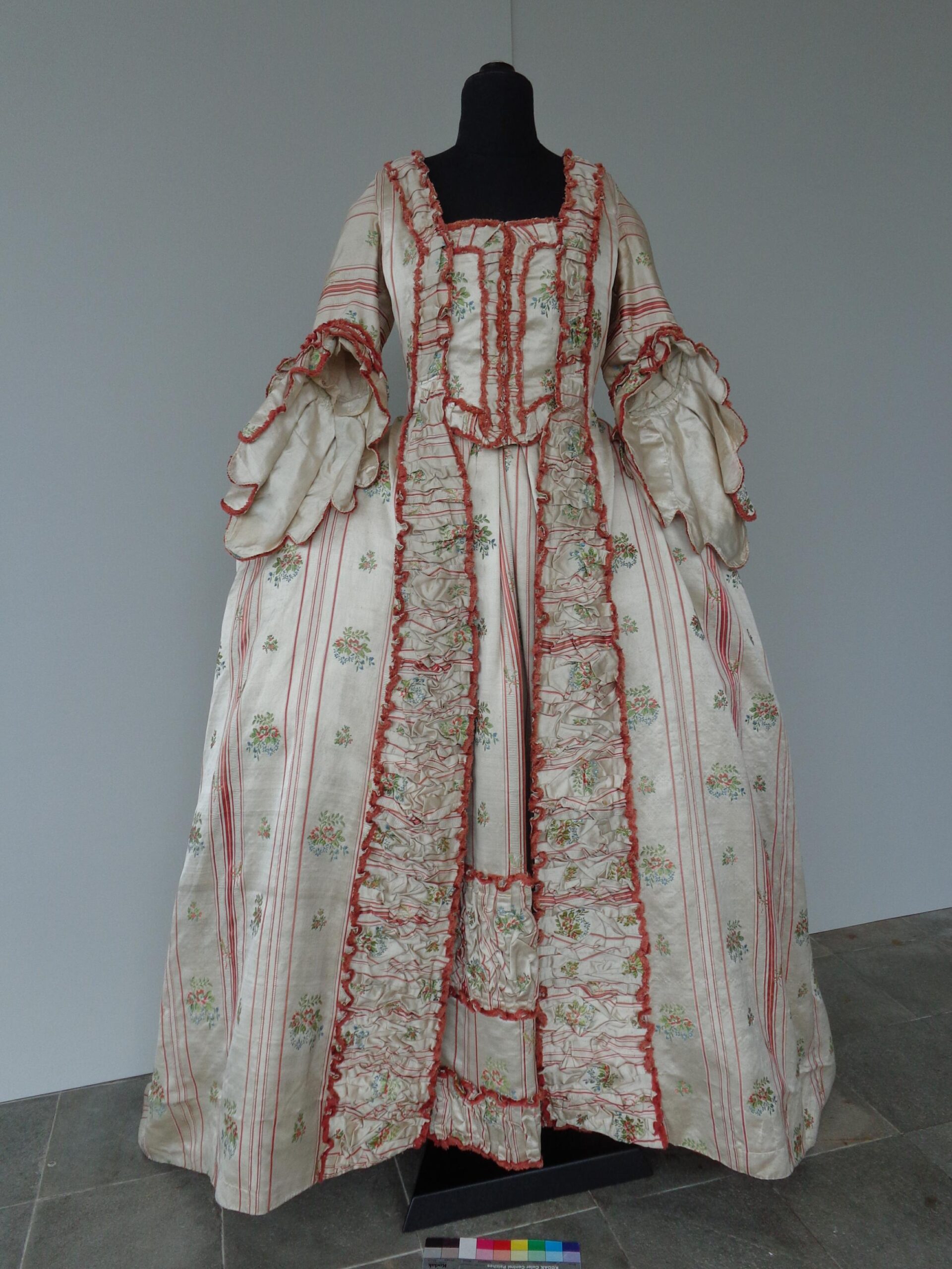 5dc35d71-87a6-47e6-a356-fe9b25e59739